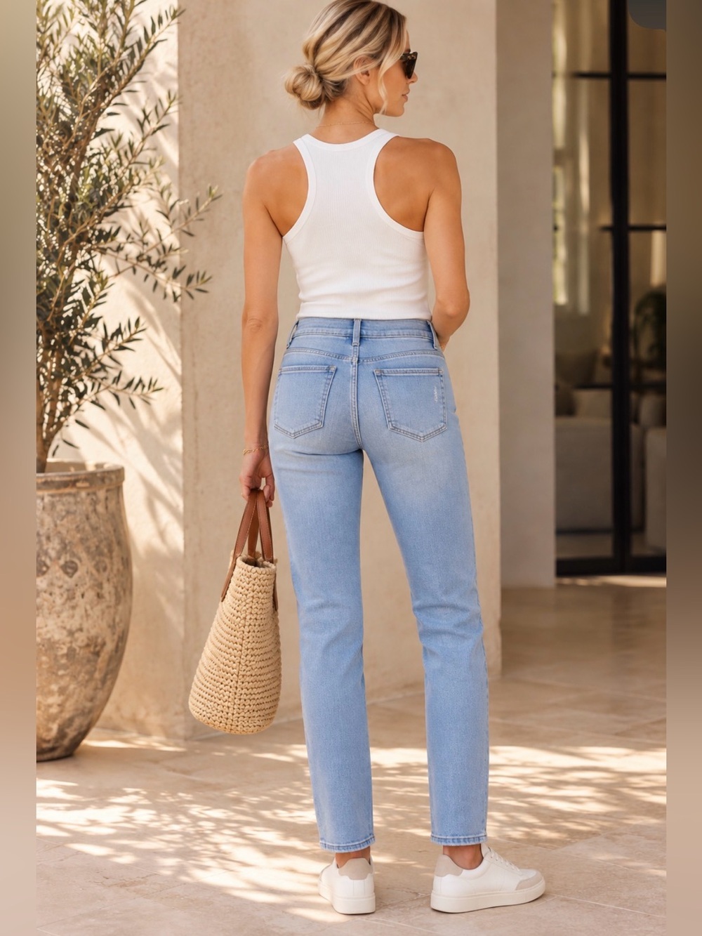 FRAME Le Garçon 29 Light Wash Boyfriend Jeans Mid Rise Denim - Picture 2 of 9